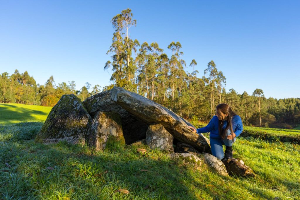 Por los dólmenes de Soneira y Bergantiños