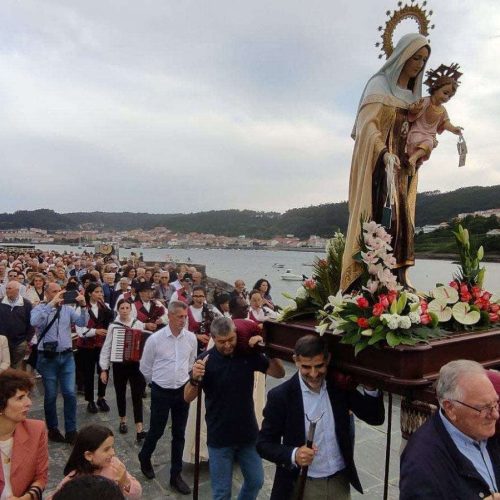 Foto 31. procesión virxe do carmen