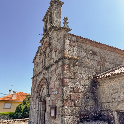 Iglesia de san pedro de leis (muxía): templo románico en leis de nemancos 3