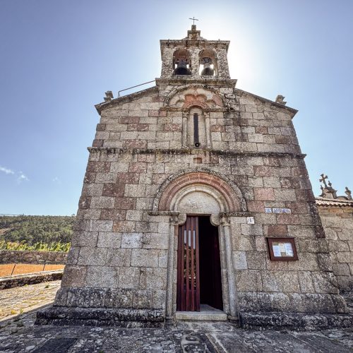 Iglesia de san pedro de leis (muxía): templo románico en leis de nemancos 5