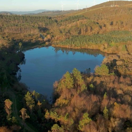 Lago de fontecova vista aérea