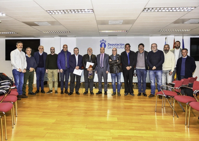 The deputation presents the project of the park do megalithism of costa da morte to ten city councils